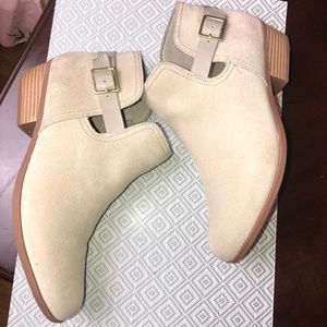 Tan Boots